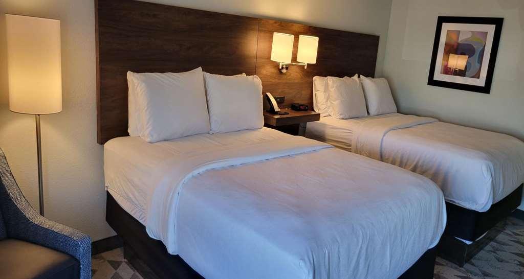 Best Western Plus Харрисонберг Номер фото