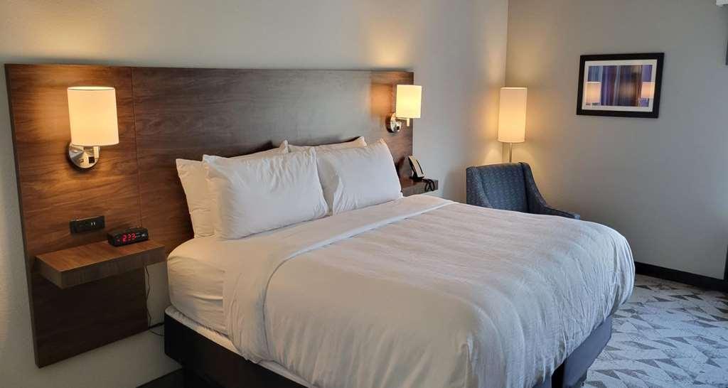 Best Western Plus Харрисонберг Номер фото