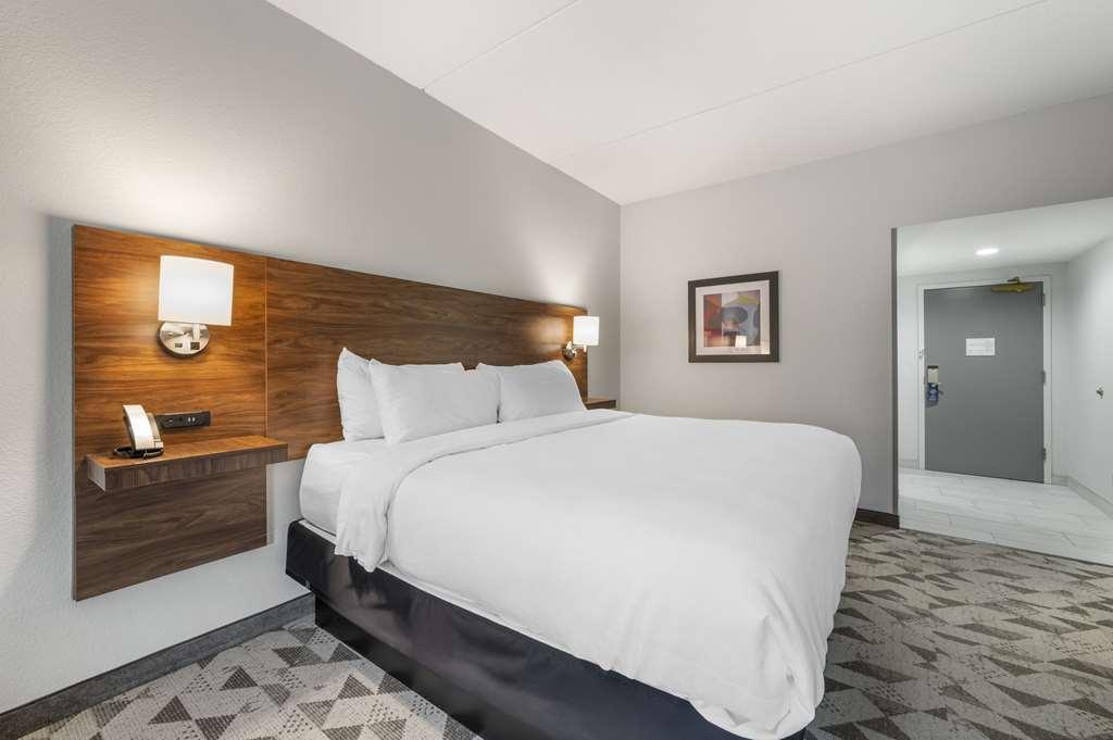Best Western Plus Харрисонберг Номер фото