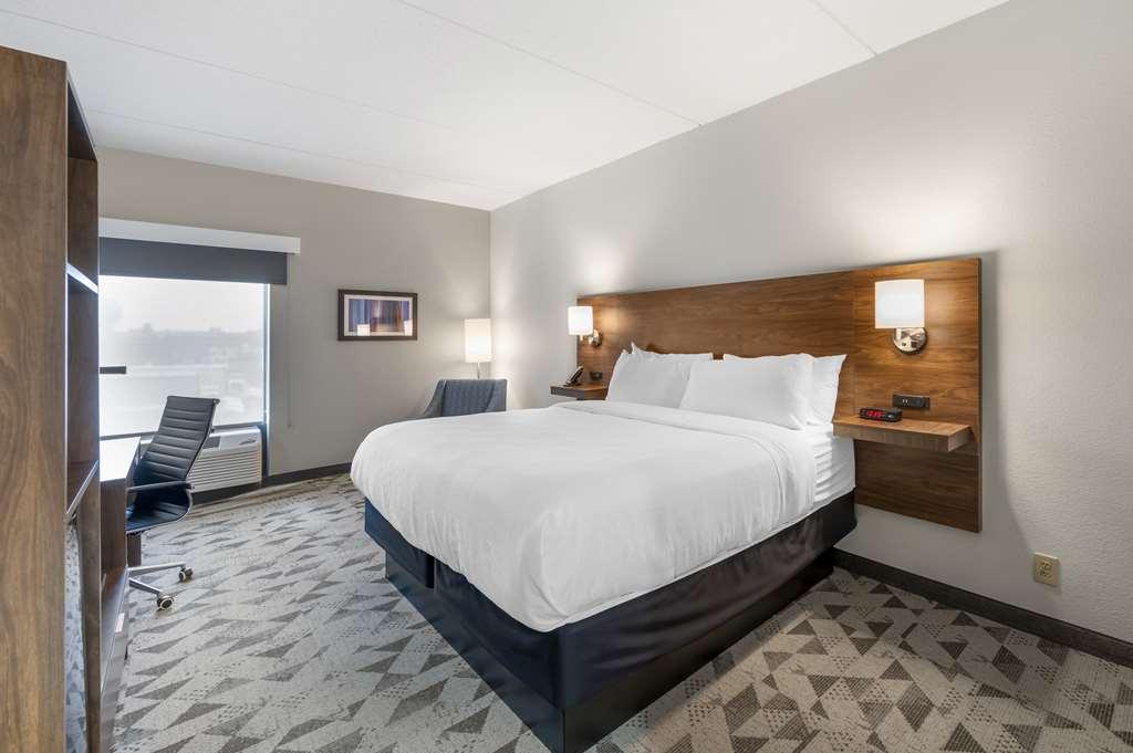 Best Western Plus Харрисонберг Номер фото