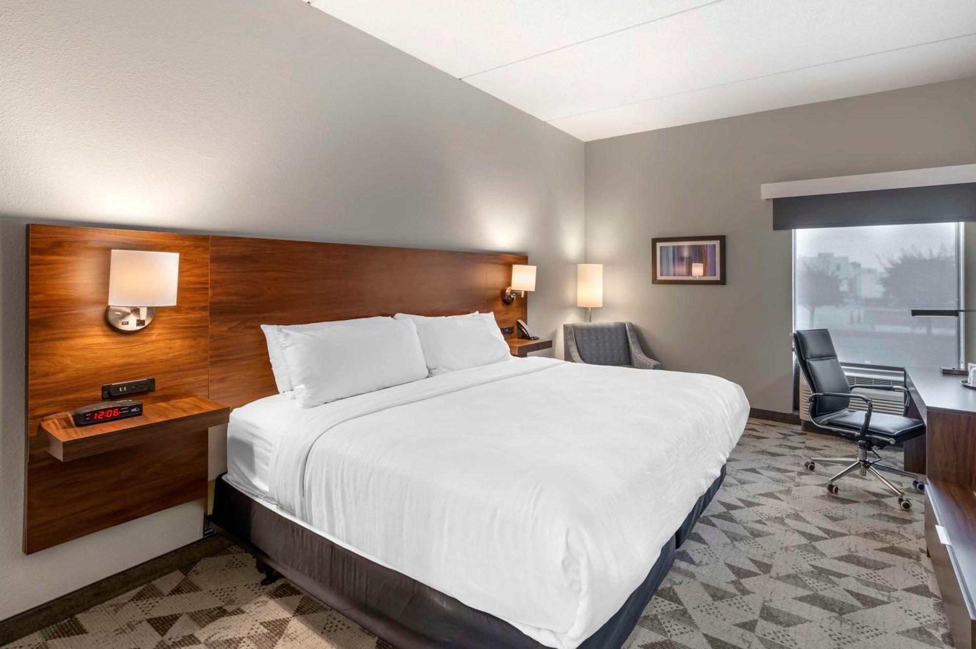 Best Western Plus Харрисонберг Экстерьер фото